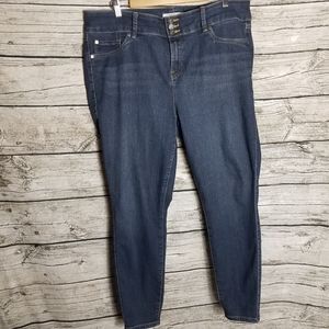 Torrid Denim Jegging Size 20R High Rise Skinny Stretch Denim Jeans Blue.has a l
